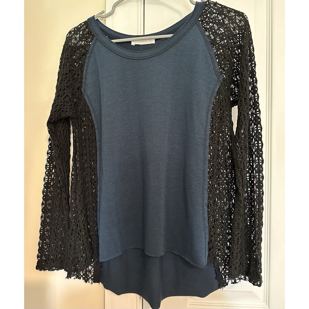 Women's Lush‎ Blue And Black Long sleeve Top Medium
